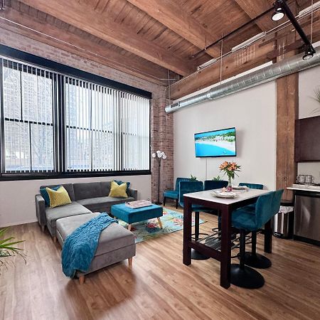 Luxery Stay Chicago - Themed Units! Close To Downtown, Mccormick Place & Wintrust Arena Exterior photo