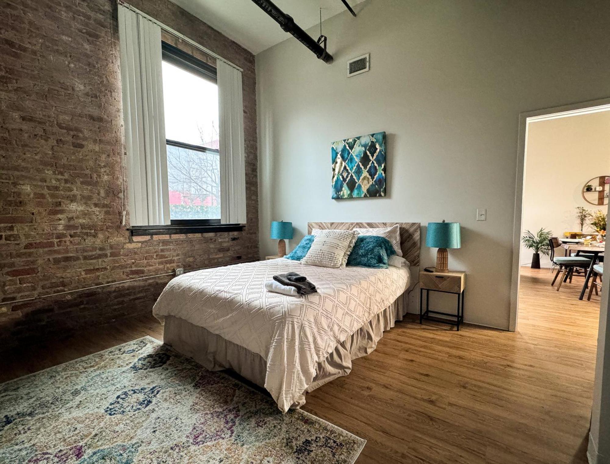 Luxery Stay Chicago - Themed Units! Close To Downtown, Mccormick Place & Wintrust Arena Exterior photo